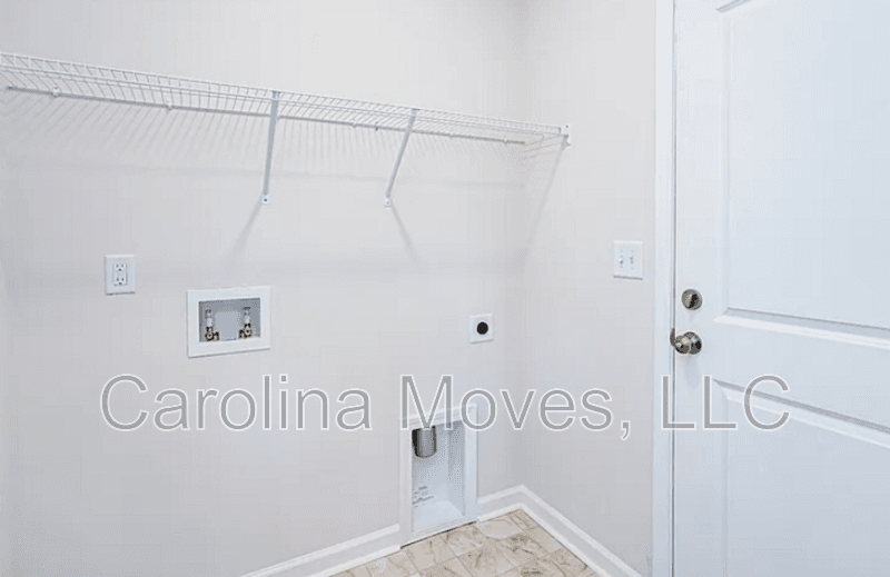 Boiling Springs House: 905 Bryden Lane