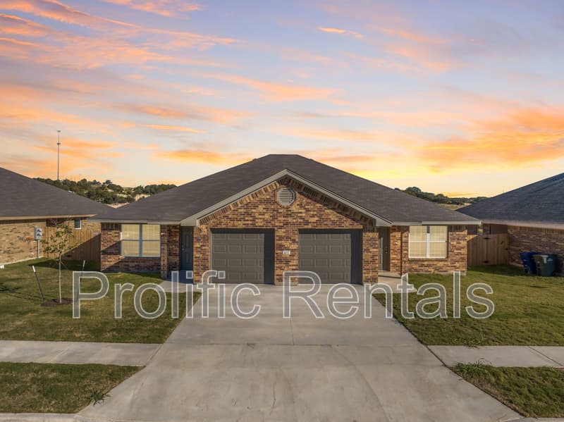 Copperas Cove Condo: 107 Lost Trail - B