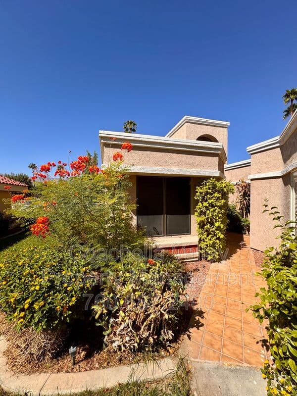 Palm Desert Condo: 41595 Navarre Ct