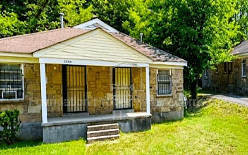 Memphis House: 2317 East Warren Street