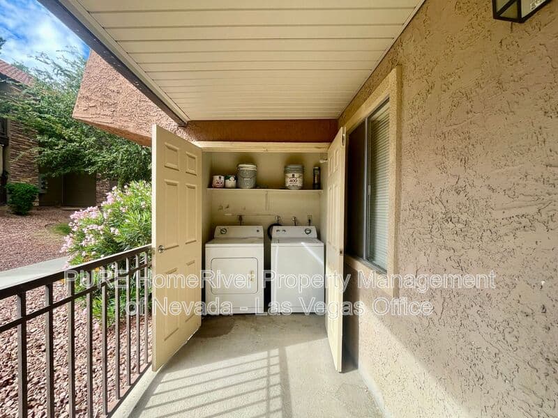 Las Vegas House: 5295 Indian River Dr