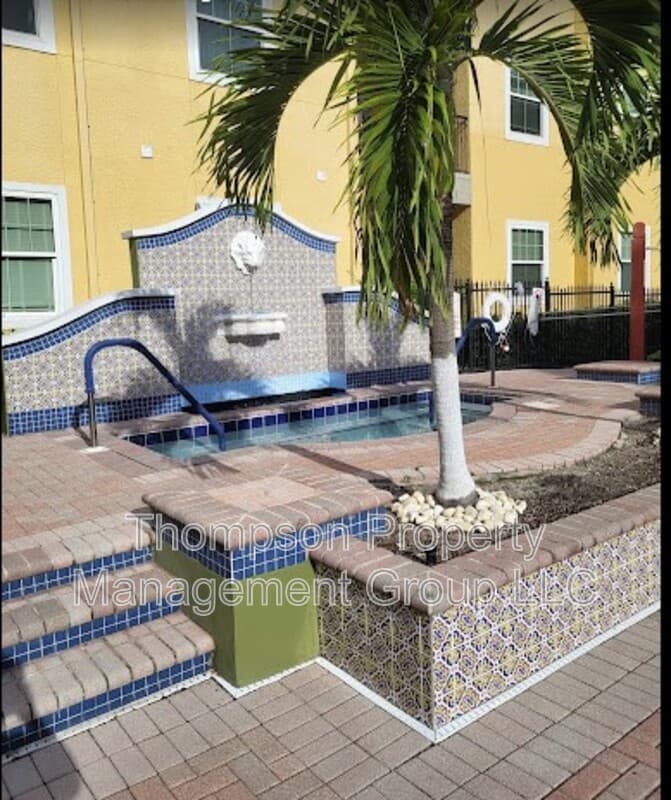 Tampa Condo: 1810 E Palm Ave