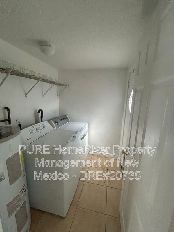Albuquerque House: 418 Cornell SE
