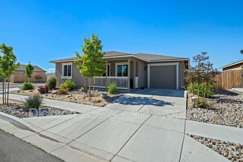 Reno House: 635 Fallon Station Road