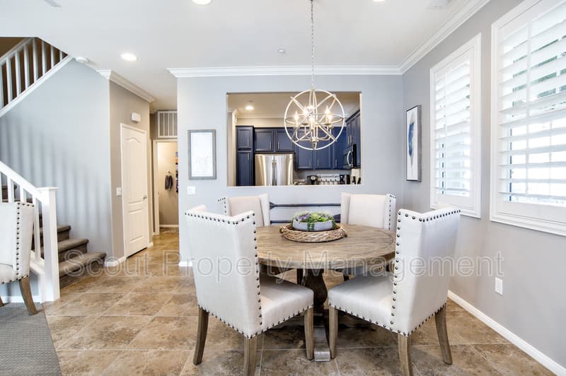 Temecula House: 40021 Spring Place Court