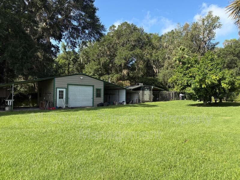 Tallahassee House: 2600 Lucerne Dr