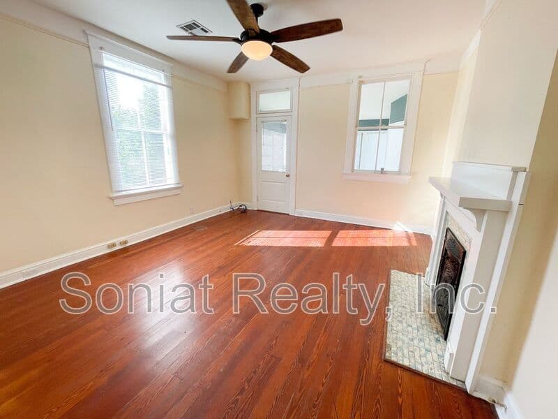 New Orleans Condo: 8013 Panola Street