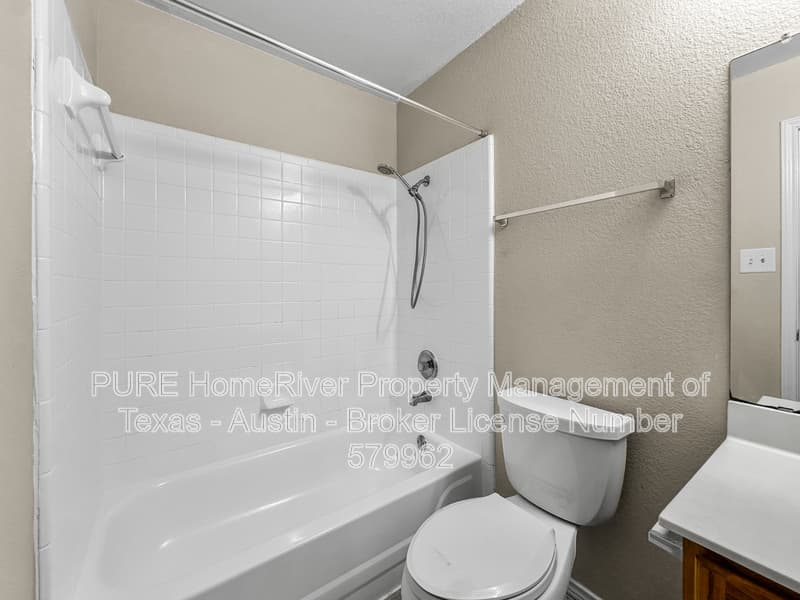 Austin House: 9806 Copper Creek Dr