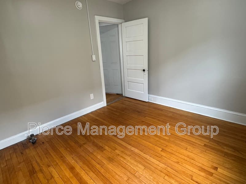 Manchester Condo: 4 Hazel Street