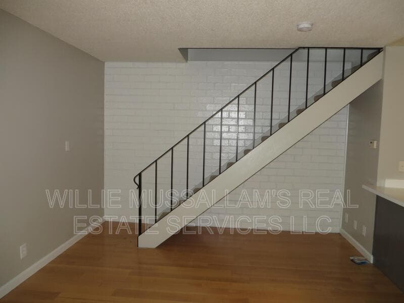 Modesto Condo: 2505 Prescott Road