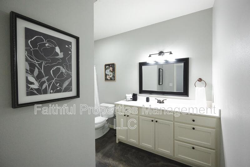 Lindale Condo: 14235 CR 452 - 5