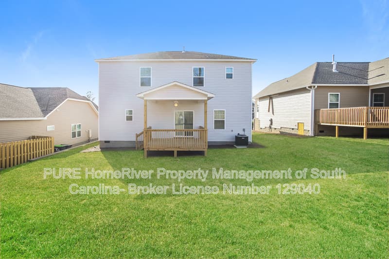 Chapin House: 509 Mitscher Way