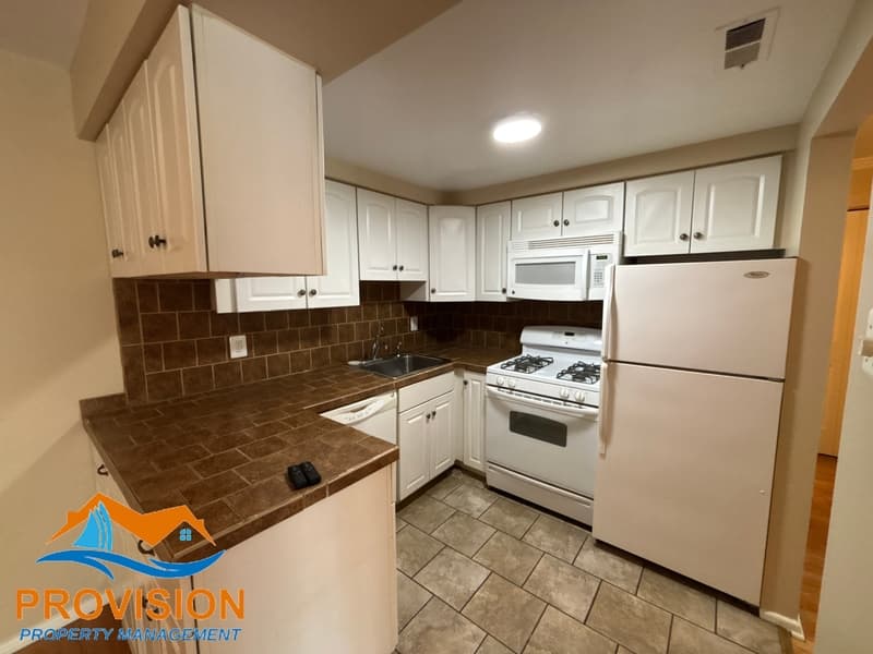 Annapolis Condo: 2572 Riva Road
