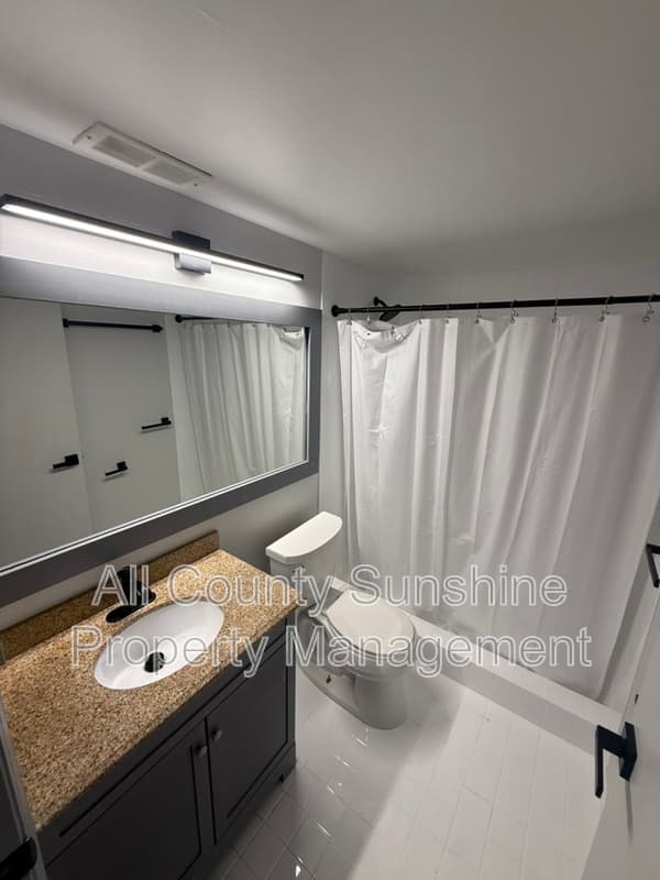 Tampa Condo: 2424 West Tampa Bay Blvd