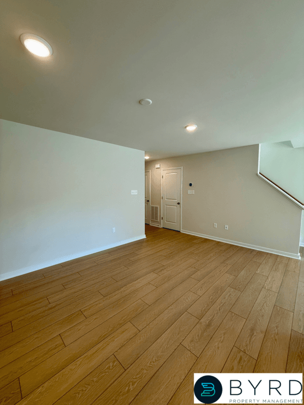 Henrico Townhome: 921 Encore Autumn Lane