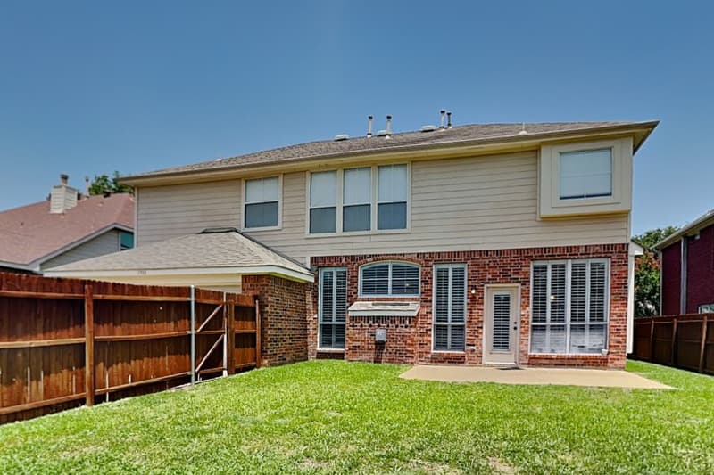 Richardson House: 3910 Compton Dr
