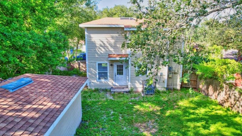 St Petersburg House: 720 Newton Avenue