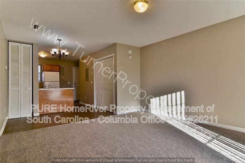Columbia House: 3800 Plowden Rd
