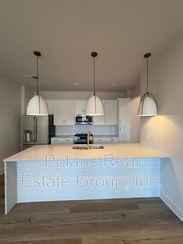 Carmel Condo: 925 Veterans Way