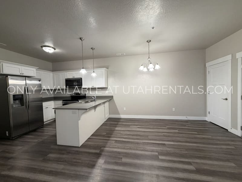 Lehi Condo: 4166 W 1850 N