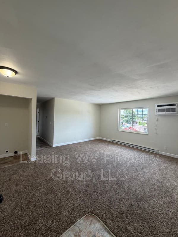 Nitro Apartment: 1101 Main Avenue