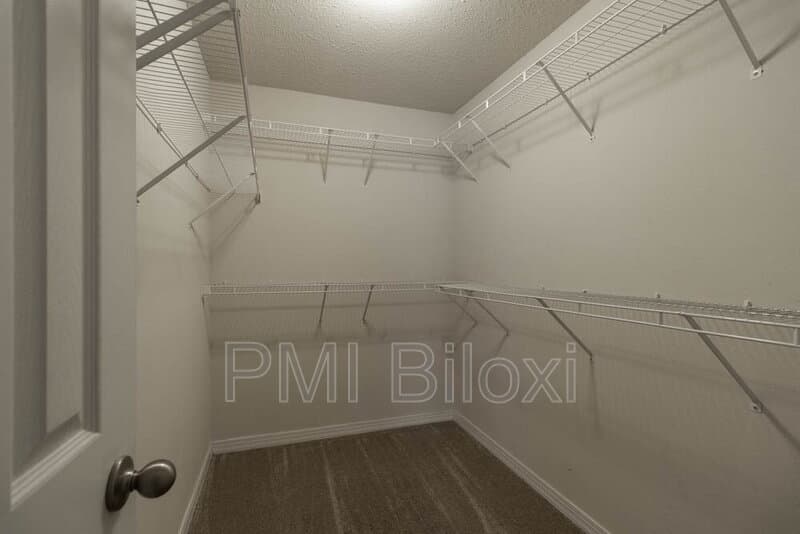 Gulfport House: 18026 Cypress Pointe Drive
