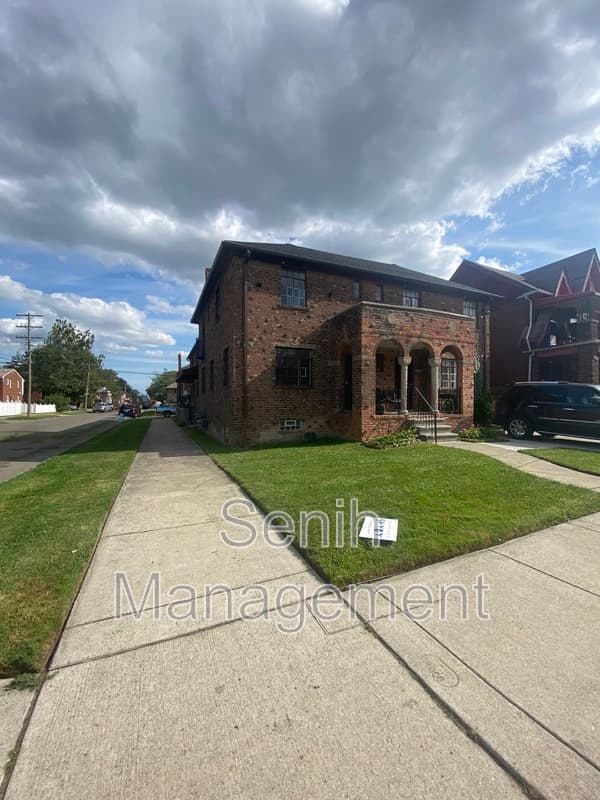 Detroit House: 4203 Tyler St