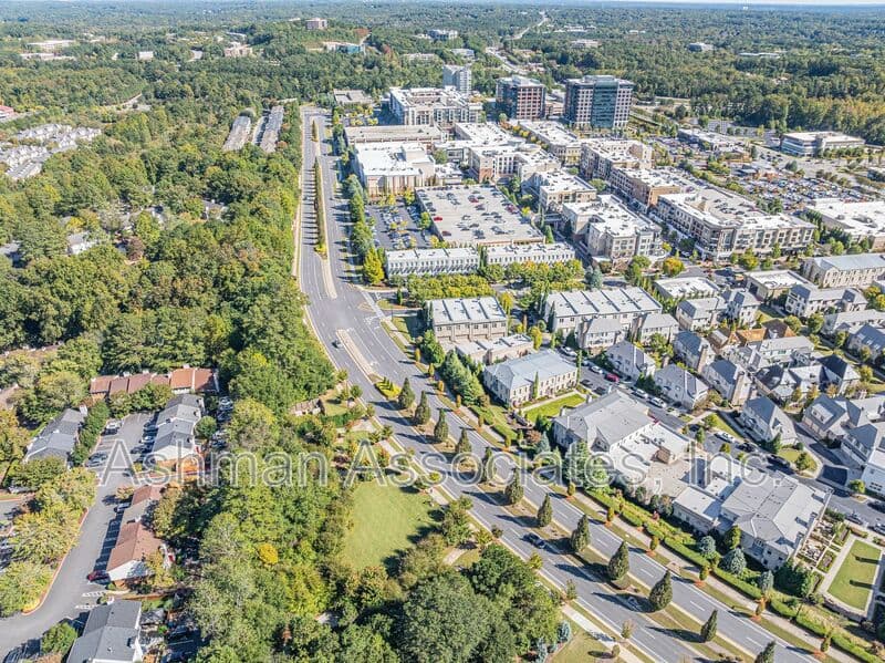 Alpharetta House: 3235 Cape Cir.