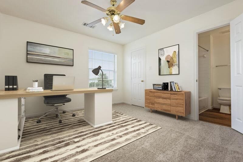 Dickinson Townhome: 2102 St Lucia Calle