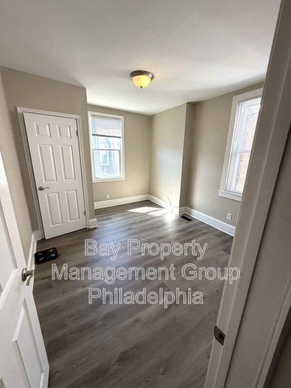 Philadelphia House: 2614 Ingersoll St