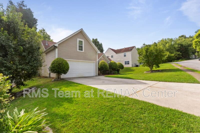 Lawrenceville House: 2979 Sentinel Cir
