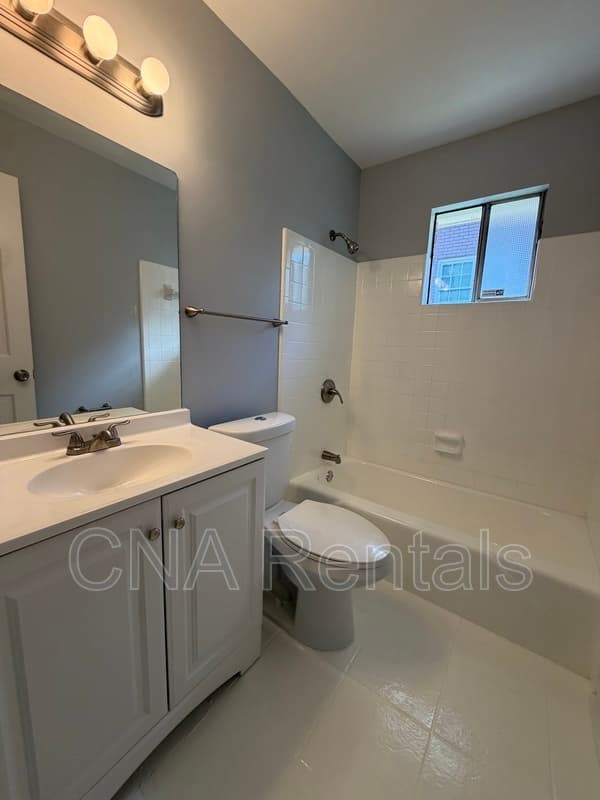 Marietta Condo: 270 Kimberly Way