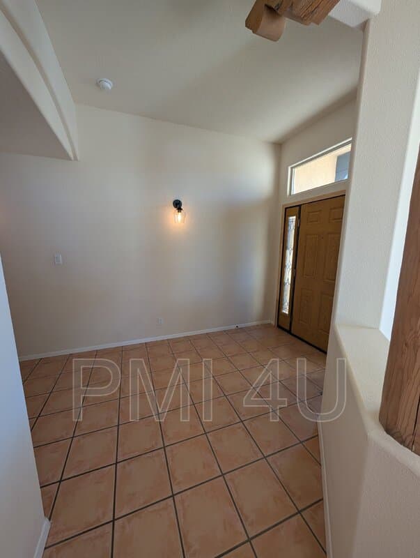 Albuquerque House: 12612 Carmel Ct NE