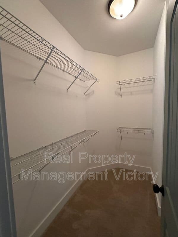 Birmingham House: 358 Kingston Circle