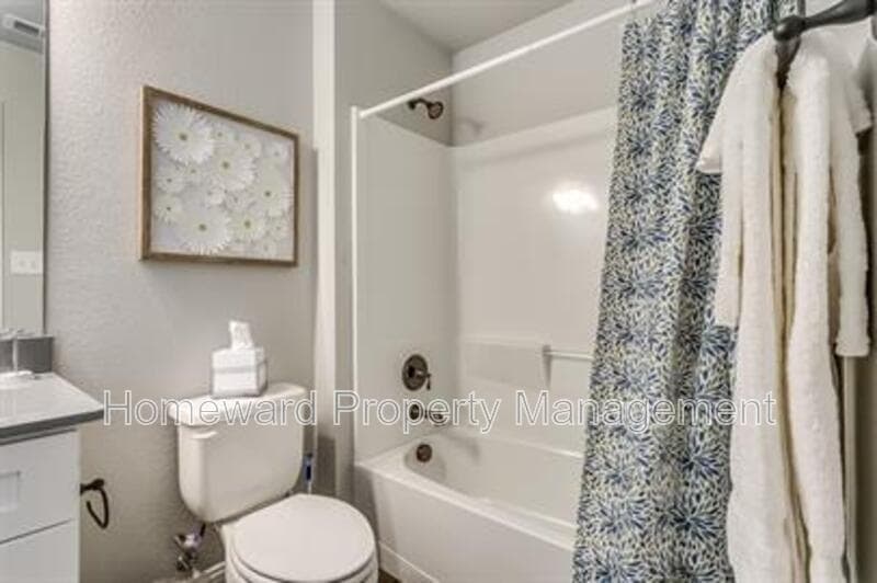 Denton Condo: 3816 Sheraton Rd Denton, TX 76209