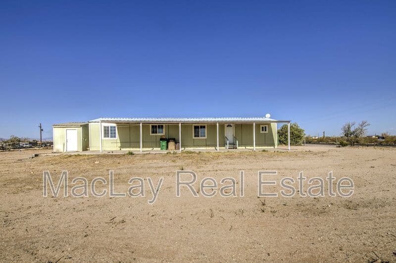Florence House: 20968 E Florence Kelvin Hwy