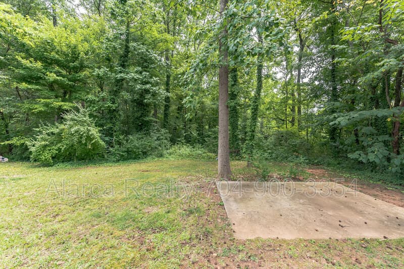 Charlotte House: 9333 Kendall Dr