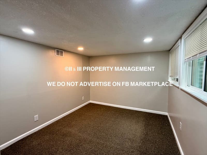 Overland Park House: 8327 Grandview Lane