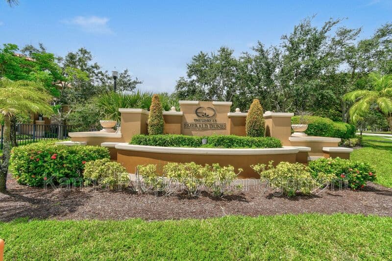 West Palm Beach Condo: 2912 Hidden Hills