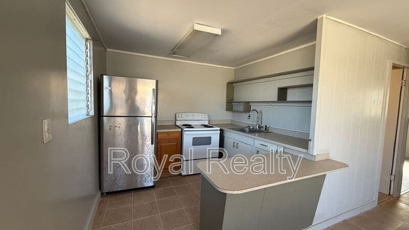 Wailuku Condo: 335 Momi Place