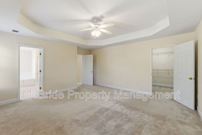 Evans House: 330 Gardenia Drive