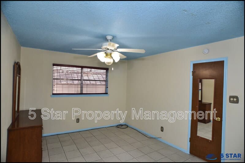 El Paso Condo: 6700 Escondido Drive