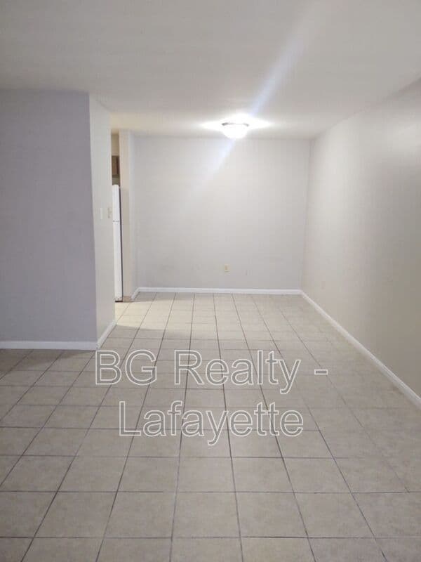 Lafayette Condo: 701 S College