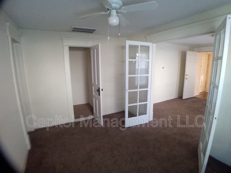 Lansing Condo: 220 W Lapeer St