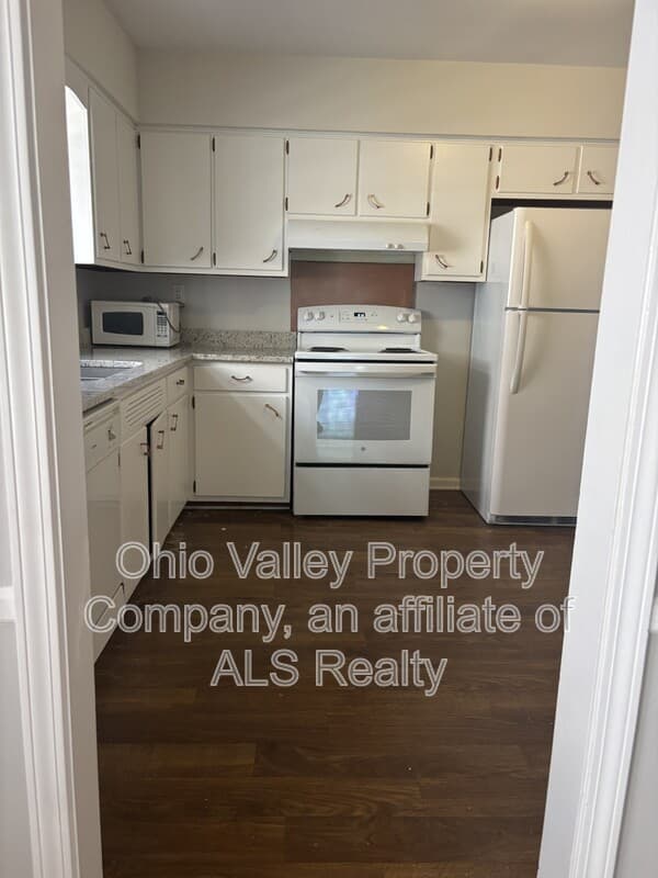 Louisville Condo: 2551 Glenmary Avenue - 3