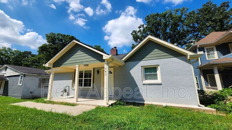 Atlanta House: 943 Violet St Se
