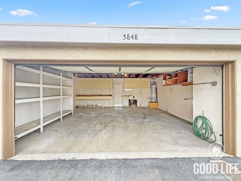 Garden Grove House: 5848 Chapman Ave