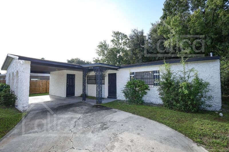 Orlando House: 4258 Clarinda St