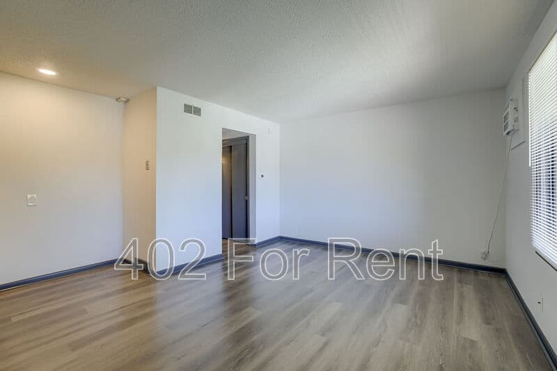 Omaha Condo: 4513 Lafayette Avenue - 12