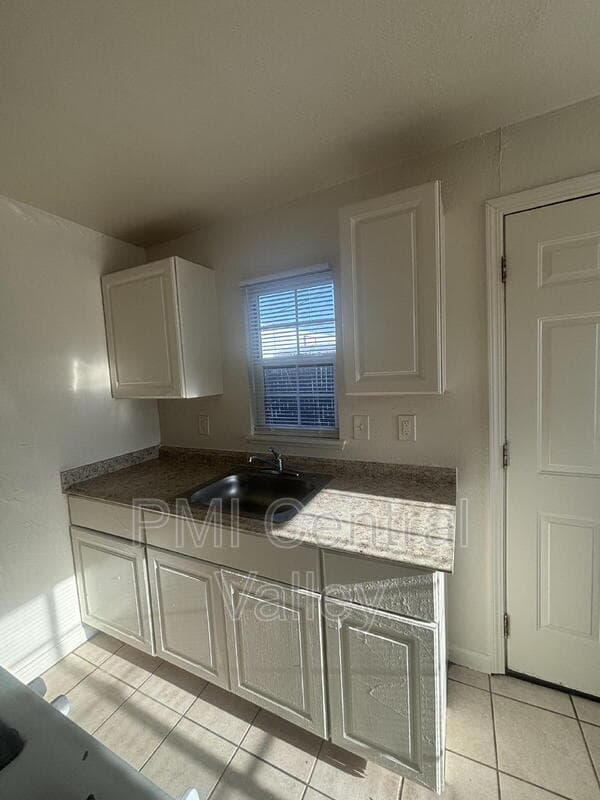 Stockton Condo: 1302 North Filbert Street